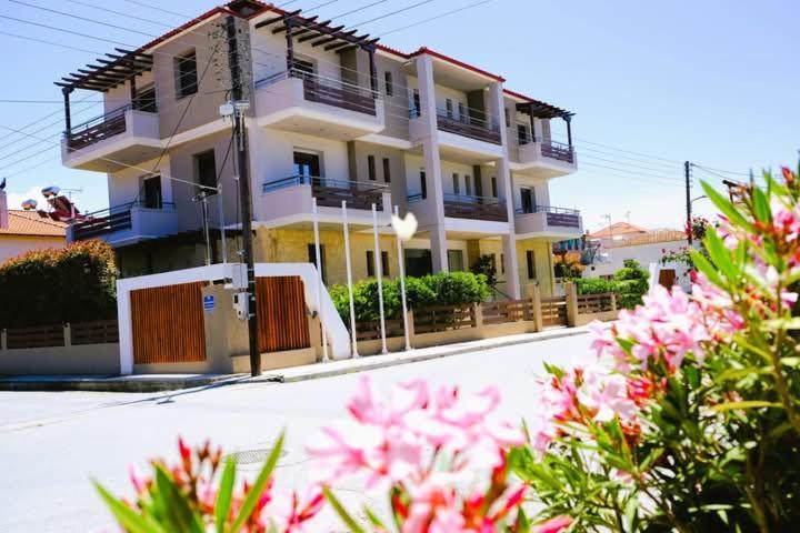 Mediterranean Holidays Ierissos Exteriör bild